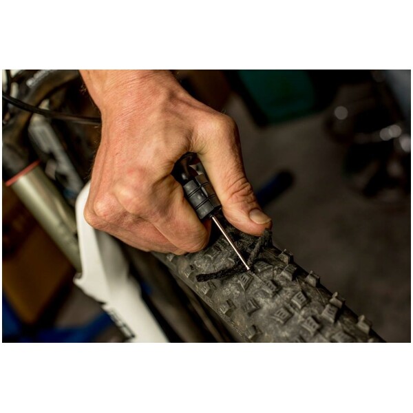 Sahmurai Sword Tubeless Repair Kit - Bike-pit